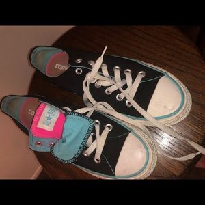 Double tongue Converse